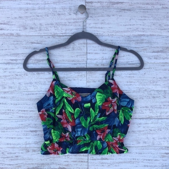 Foreign Exchange top | SIZE S - Picture 1 of 4